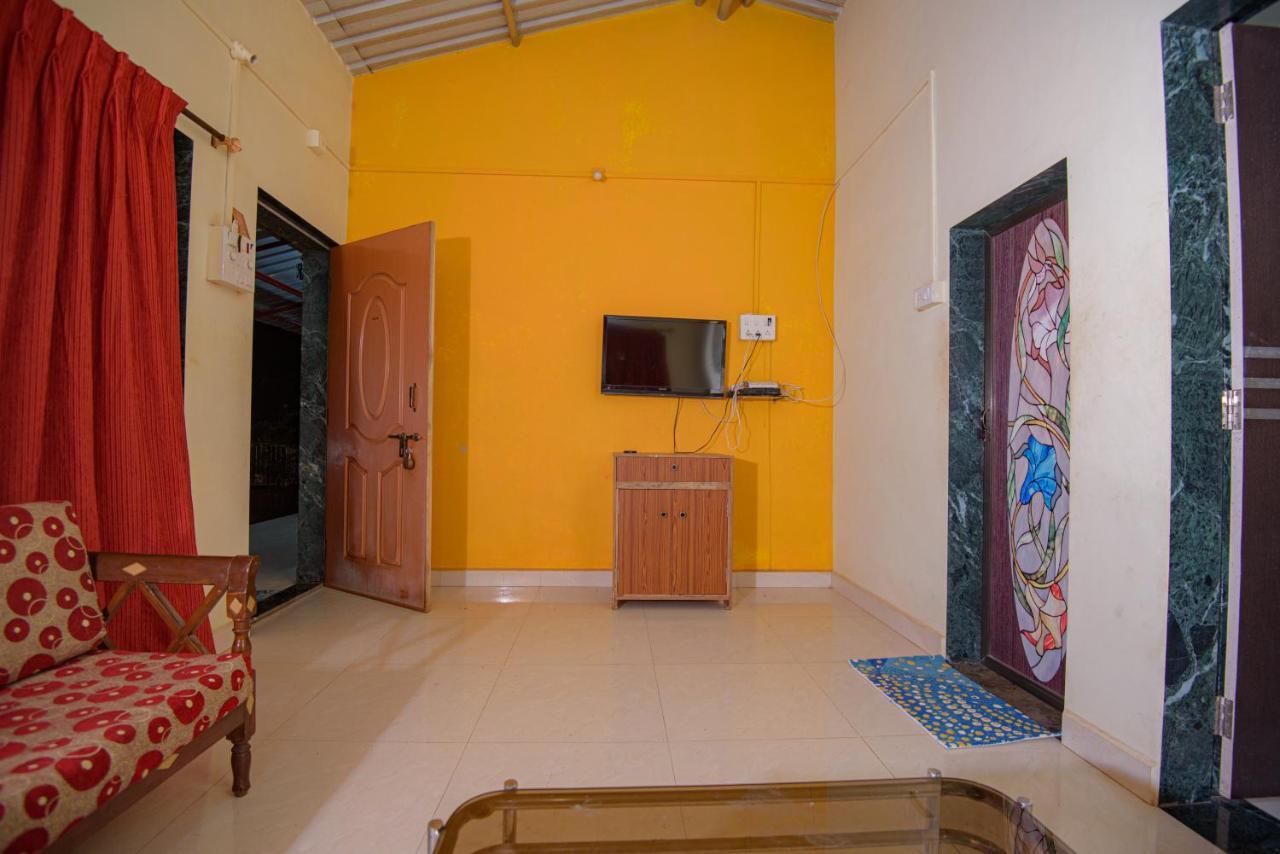 Prajakta Rest House Alibag Luaran gambar