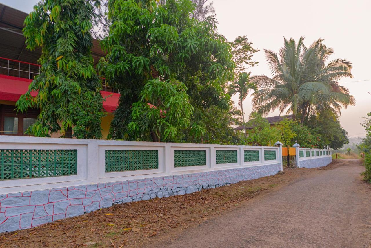 Prajakta Rest House Alibag Luaran gambar
