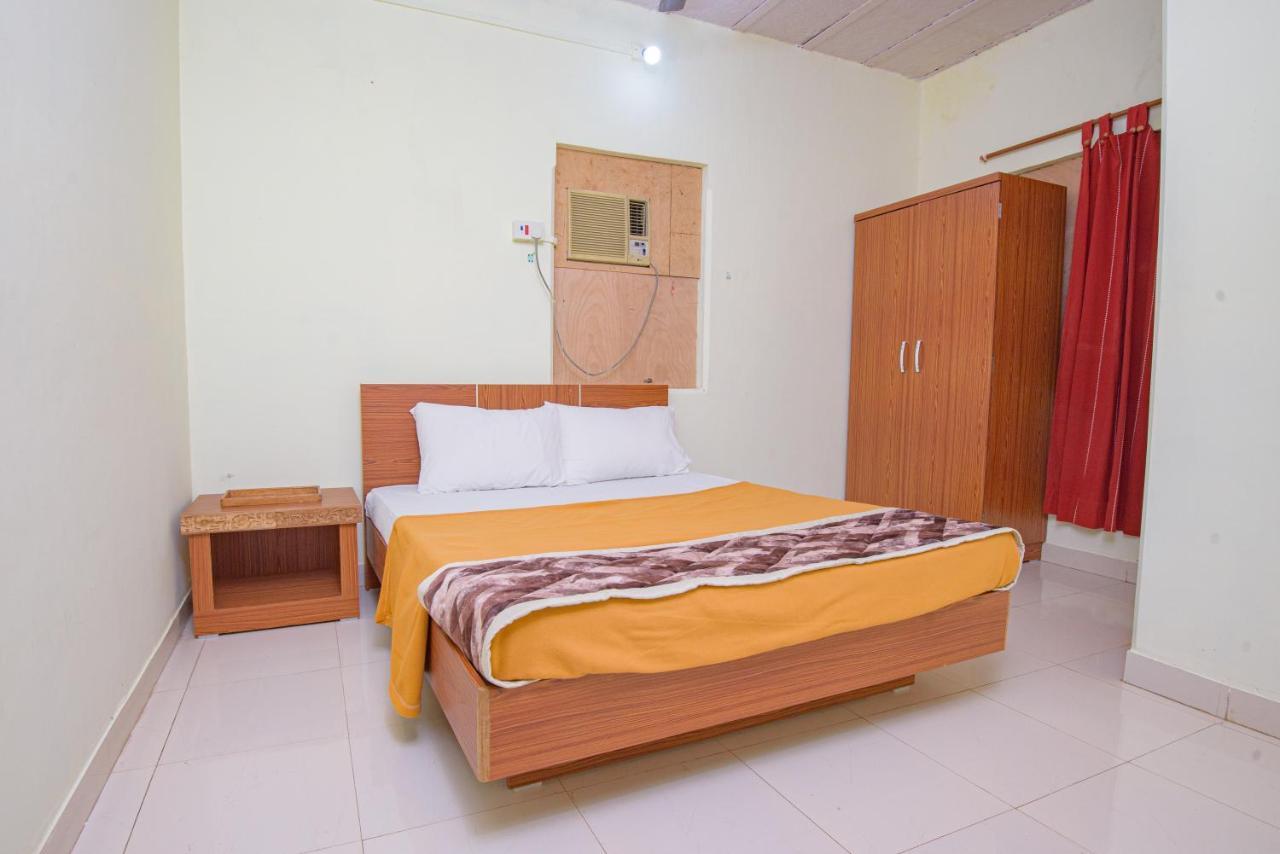 Prajakta Rest House Alibag Luaran gambar