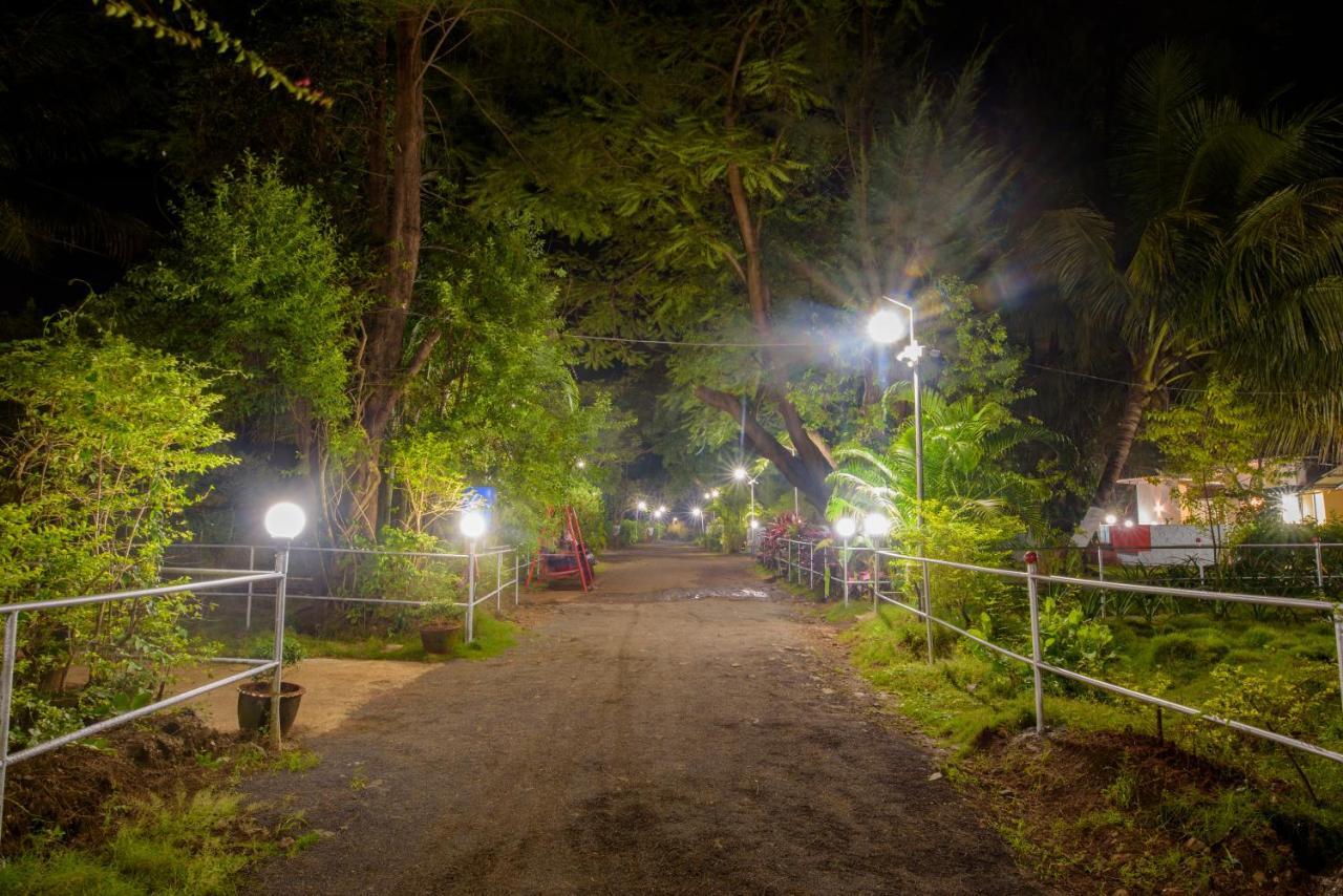 Prajakta Rest House Alibag Luaran gambar