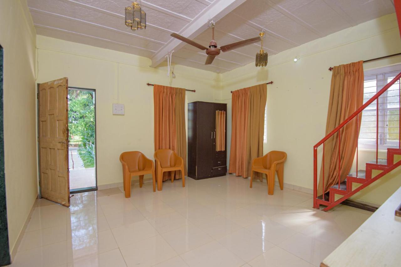 Prajakta Rest House Alibag Luaran gambar