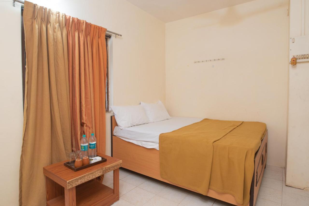 Prajakta Rest House Alibag Luaran gambar