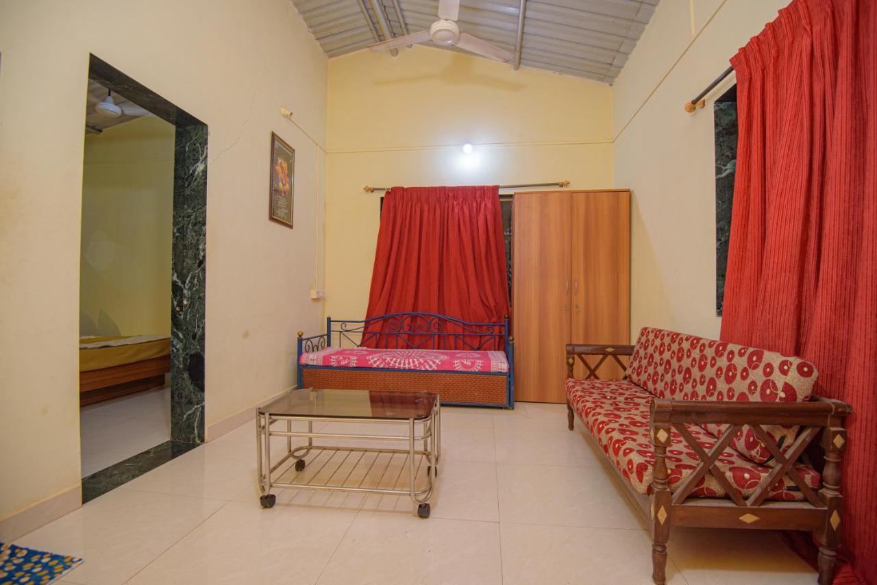 Prajakta Rest House Alibag Luaran gambar