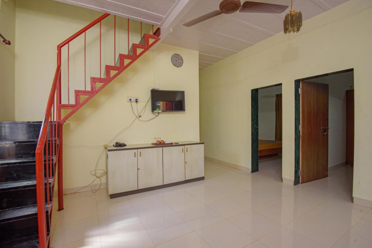 Prajakta Rest House Alibag Luaran gambar