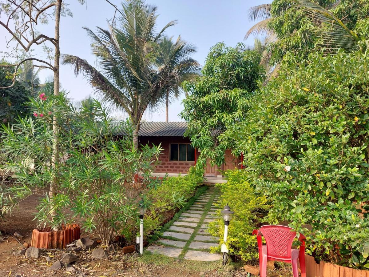 Prajakta Rest House Alibag Luaran gambar