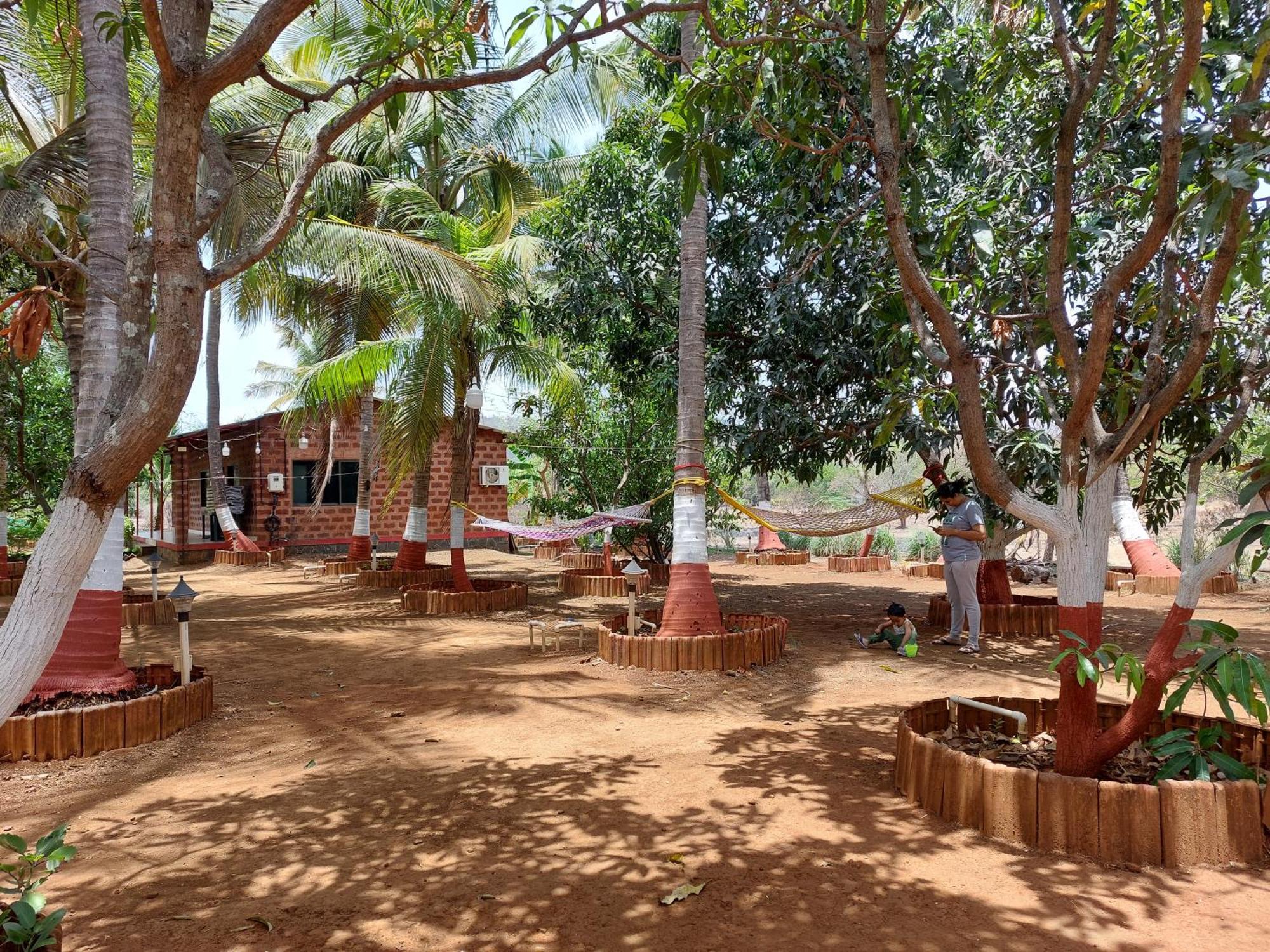 Prajakta Rest House Alibag Luaran gambar
